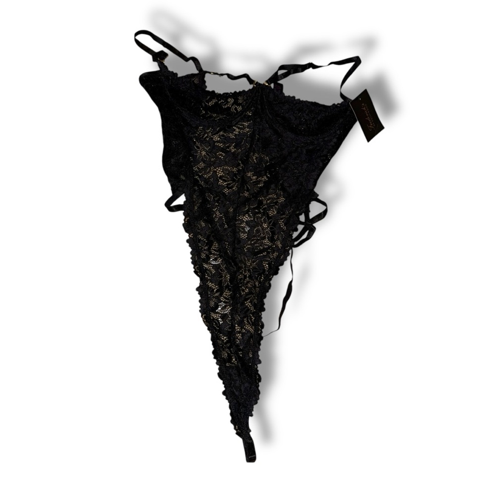 Frederick's of Hollywood Lennox Black Lace Strappy Thong Bodysuit Sz XL NEW